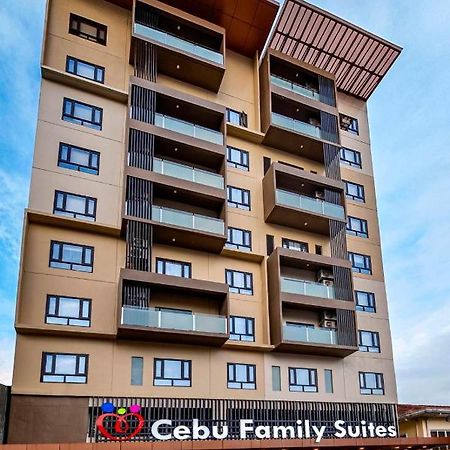 Cebu Family Suites Powered By Cocotel Exteriér fotografie