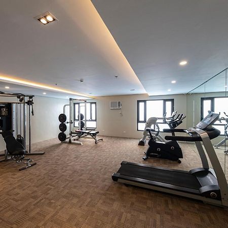 Cebu Family Suites Powered By Cocotel Exteriér fotografie