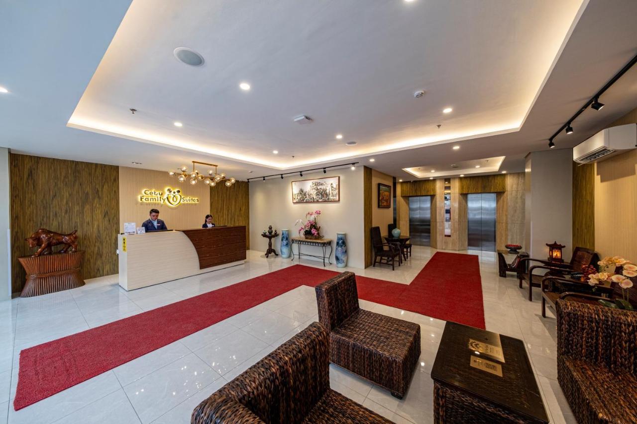 Cebu Family Suites Powered By Cocotel Exteriér fotografie